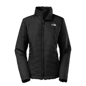 ⭐️The North Face Mossbud Swirl Reversible Jacket⭐️